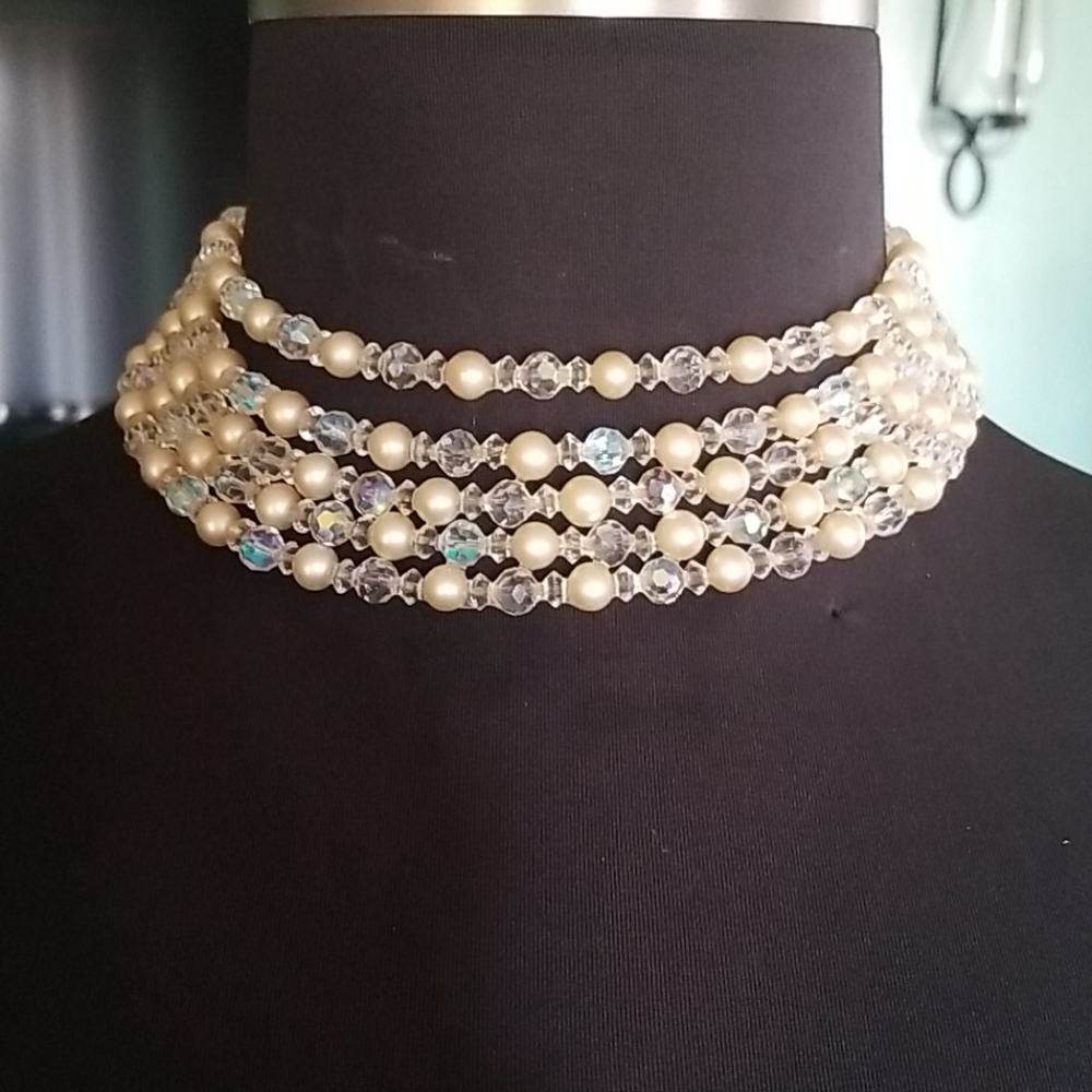 Vintage choker neclace